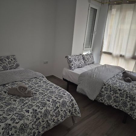 Centrum F Αλικάντε Δωμάτιο φωτογραφία